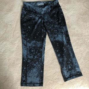 Old Navy Active Splatter Crop Leggings